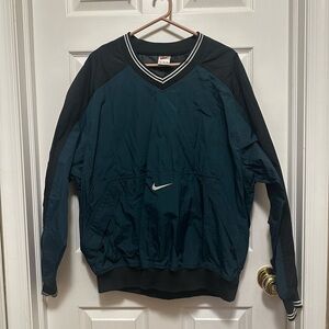 Nike large wind breaker, excellent condition!